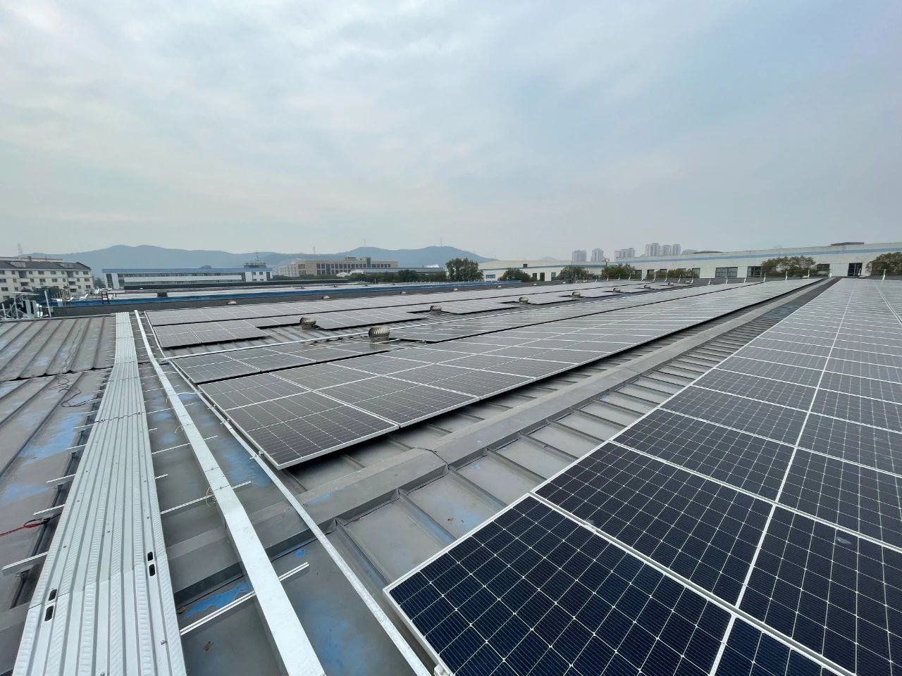 1730075935139208.jpg 商用车.jpg