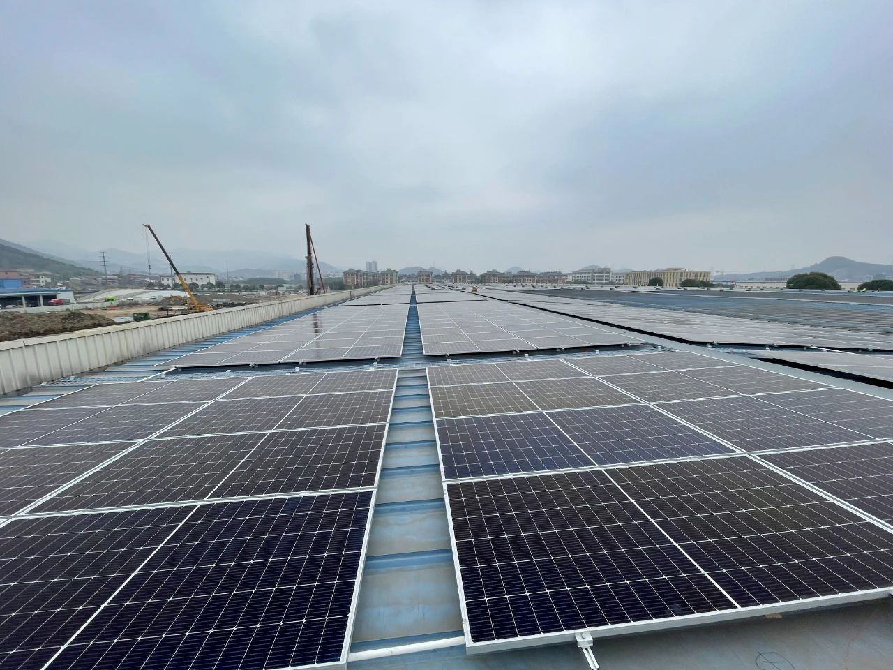 1730075997916949.jpg 智驭1.jpg